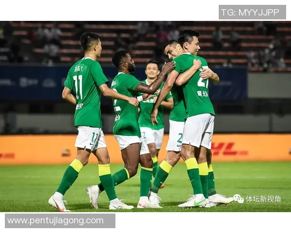 杭州羽毛球队在全国锦标赛积分榜上以79分稳居第一名，展现强劲实力